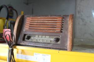 lot 761 image: Vintage Teletone Radio