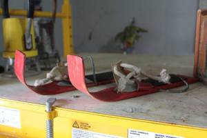 lot 762 image: Lot of (2) Childrens Wooden Snow Skis