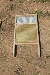 lot 779 image: Vintage Wooden Wash Board