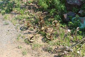 lot 781 image: 13 Chandelier 5-Light