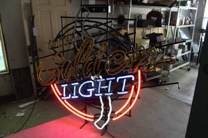 lot 477 image: Michelob Golden Light Neon Light