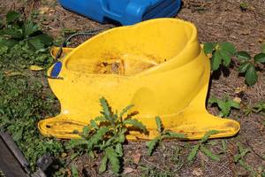 lot 802 image: Wham-O Ski Sled