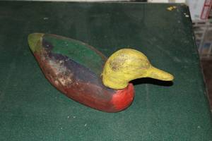 lot 846 image: Vintage The Wooden Bird Factory 14 Duck Decoy