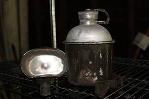 lot 889 image: Vintage Military Flask w Cup