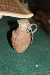lot 908 image: Vintage Dummy Hand Grenade