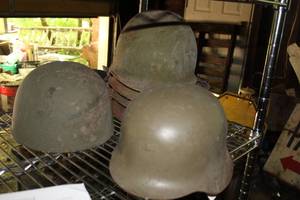 lot 912 image: Lot of (6) Vintage Military Helmets