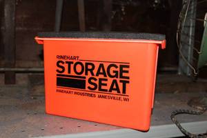 lot 920 image: Storage Seat