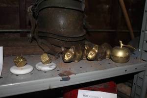 lot 929 image: Lot of (5) Brass Items