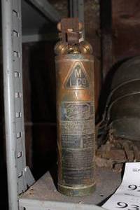 lot 930 image: Vintage 15 Fire Extinguisher