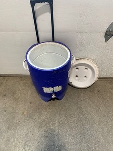 Big water or Gaterade Jug