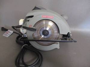 lot 21 image: Craftsman 12 Amp Circular Saw