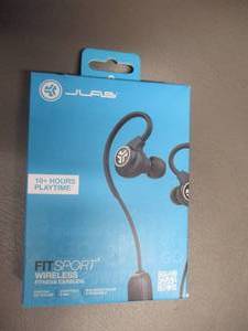 lot 26 image: JLab Wireless Fitness Earbuds