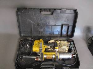 lot 17 image: DeWalt Cordless Grease Gun