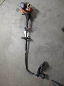 lot 22 image: Remington Gas Powered Weed Whip