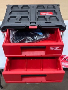 New Milwaukee Packout 2-Drawer Tool Box