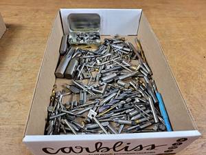 lot 2231 image: Large Lot of Assorted Tooling