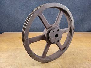 lot 2252 image: Browning Model 2TB154 Cast Iron 2- Groove Pulley - 16 Diameter - Uses 58 Belts - 1 Keyed Bore