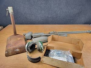 lot 2253 image: Vintage Articulating Lamp, Power Tool Stand and More - NO SHIPPING