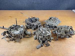 lot 2262 image: Lot of (5) Assorted Carburetors