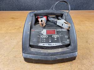 lot 2264 image: Schumacher Model SC1308 Battery Charger