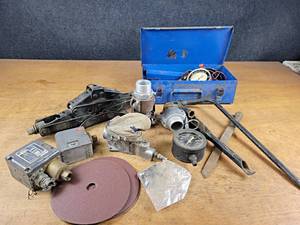 lot 2300 image: Vacuum Gauge, Controls, Cam-Lok fittings and More - NO SHIPPING