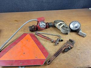 lot 2310 image: Bell & Gossett Pump - Untested, Slow Moving Sign, Strap and More