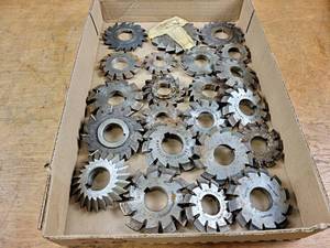 lot 2320 image: Lot of (22) Milling Cutters - Most are 3 Diameter
