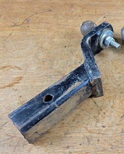 lot 2389 image: 2 Receiver Hitch