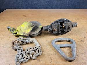 lot 2397 image: Armstrong #3 Pipe Die Head, Pulley and More
