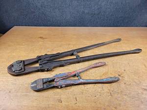 lot 2405 image: Pair of Vintage Bolt Cutters - 36 & 18 - NO SHIPPING