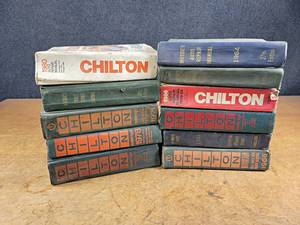 lot 2423 image: Large Lot of Vintage Chilton Manuals and More
