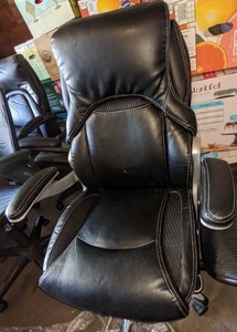 lot 94 image: True Innovations Office Chair