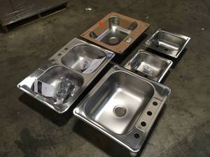 Lot of Assorted Kitchen Sinks Customer Returns See Terms on Auciton
