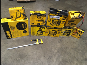 Lot of Dewalt Portable Power Stations Customer Returns See Pictures