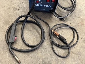 lot 3 image: Chicago Electric Mig-100 Portable Wire-Feed Welder