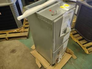 lot 128 image: Thermal Zone Model TZHSA-3617JA Fan...