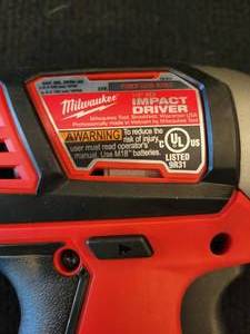 lot 32 image: Milwaukee IMPACT DRIVER 18v (NEW)