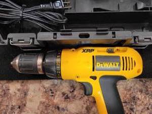 lot 63 image: DeWalt Cordless Drill (Like New)