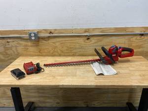 lot 1 image: TORO 24V Max 24 Cordless Hedge Trimmer (51496) with Battery and Charger
