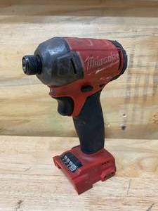 lot 25 image: MILWAUKEE M18 FUEL SURGE 18-Volt Lithium-Ion Brushless Cordless 14 in. Hex Impact Driver (Tool-Only)