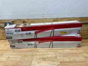 lot 20 image: HYPER TOUGH Lot of 2- Saw Horses