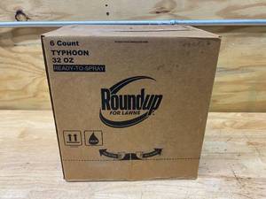 lot 93 image: ROUNDUP Case of 6- Roundup for Lawns 6 Ready-To-Spray (Southern), 32 oz.