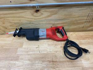 lot 34 image: MILWAUKEE 15 Amp 1-14 in. Stroke Orbital SUPER SAWZALL Reciprocating Saw