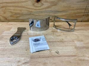 lot 116 image: CUSTOM DYNAMICS  Chrome Radius Illuminated Vertical Side Mount License Plate Brackets - CD-HS-300-C