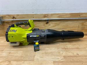 lot 40 image: RYOBI 160 MPH 520 CFM 25cc Gas Jet Fan Blower