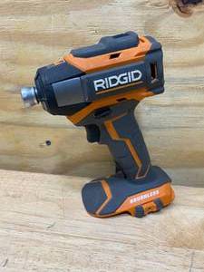 lot 75 image: RIDGID 18V Brushless Cordless 14 in. 3-Speed Impact Driver with Belt Clip (Tool Only)