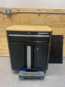 lot 80 image: HUSKY 24-Gauge Steel 1-Drawer 2-Door Garage Base Cabinet in Black (28 in. W x 33 in. H x 18 in. D