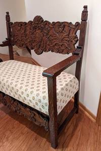 lot 1 image: Gorgeous Antique Carved Wood Bench