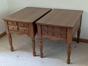 lot 7 image: Pair of Vintage Federal Style Mersman Side Tables