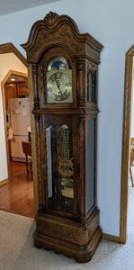 lot 9 image: Howard Miller Grandfather Clock